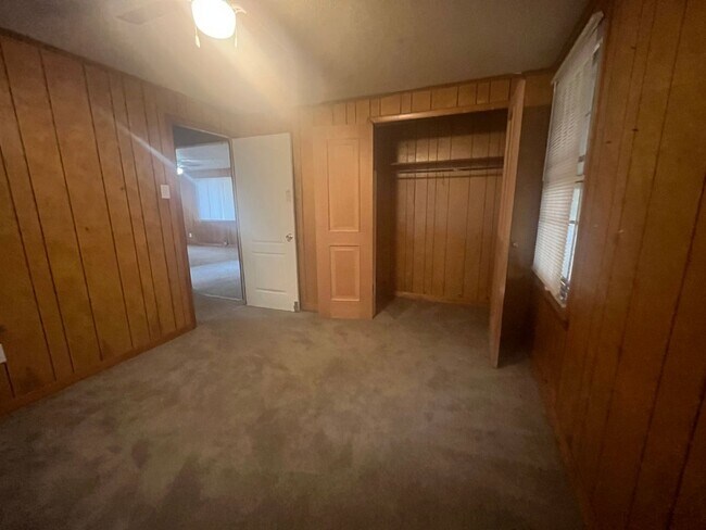 Building Photo - Spacious 2 Bed 1 Bath Home for rent in Jacksonville