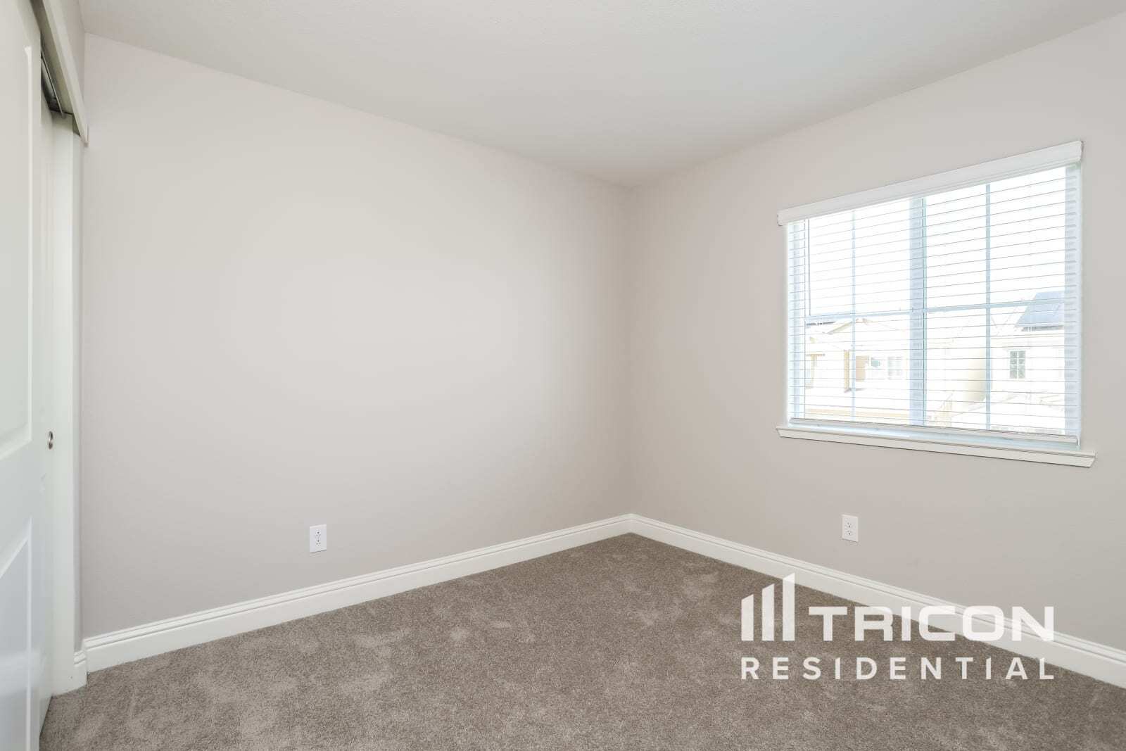Building Photo - 2629 Miller Run Ln