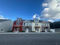 Building Photo - 1923 Cypress Ln