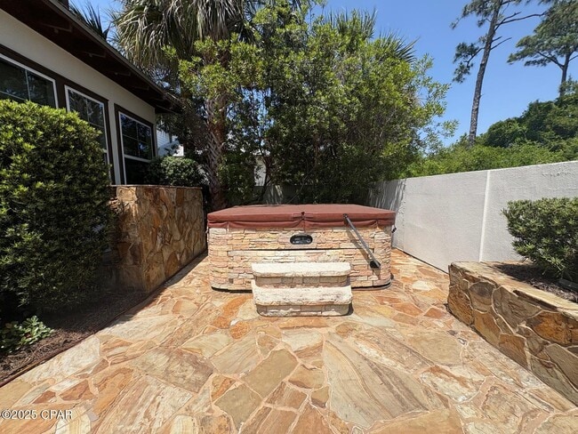 Building Photo - 5303 Hopetown Ln
