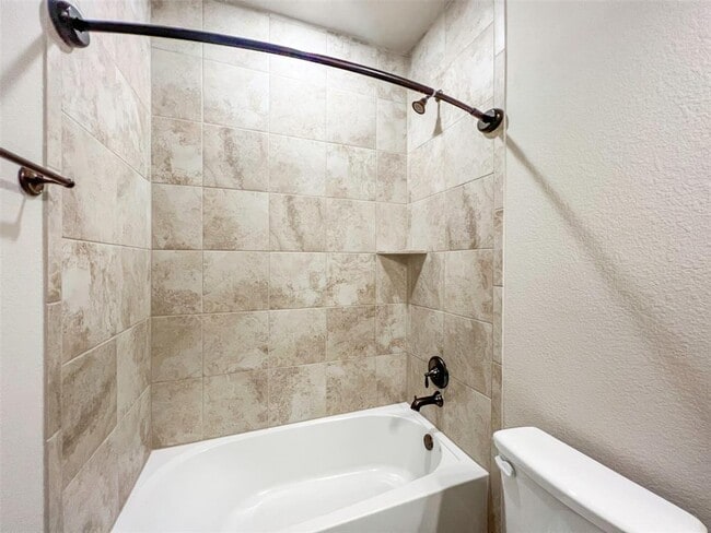 Building Photo - 3018 Diego Dr