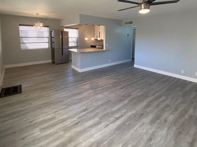 Building Photo - 428 Saxony Way