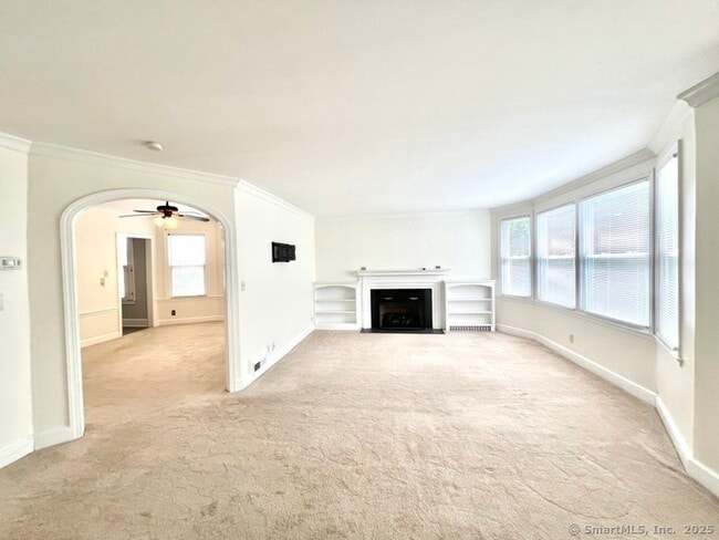 Building Photo - 38 Harborside Dr