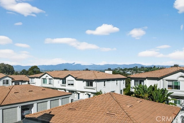 Building Photo - 30902 Club House Dr