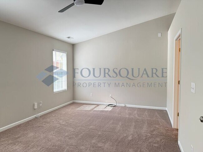 Building Photo - Lovely 3-Bedroom Townhome with Fireplace, Back Patio  & Community Amenities Included! Convenient ...