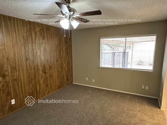 Building Photo - 2301 W Waltann Ln