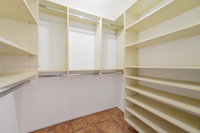 Building Photo - 1551 Seagrape Way