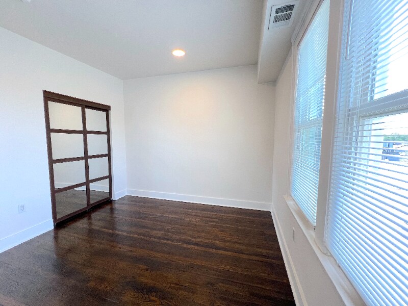 Building Photo - 2835 23rd St