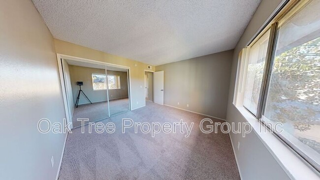 Building Photo - 1637 Catalina Ct
