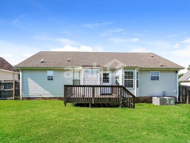 Building Photo - 3494 Sandpiper Dr