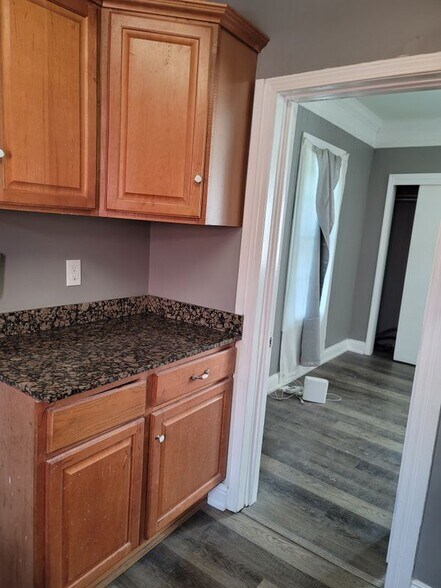 Building Photo - 3726 Avondale Ave