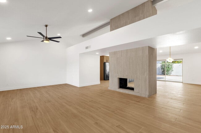 Building Photo - 14421 N 45th St