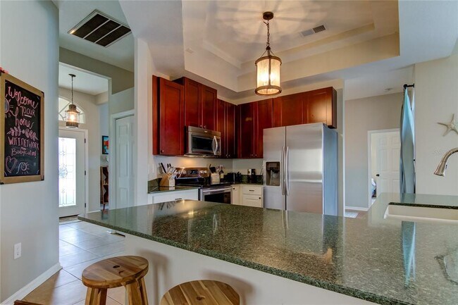 Building Photo - 1421 Beach Club Ln