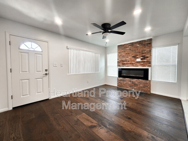Building Photo - 4487 Landis St