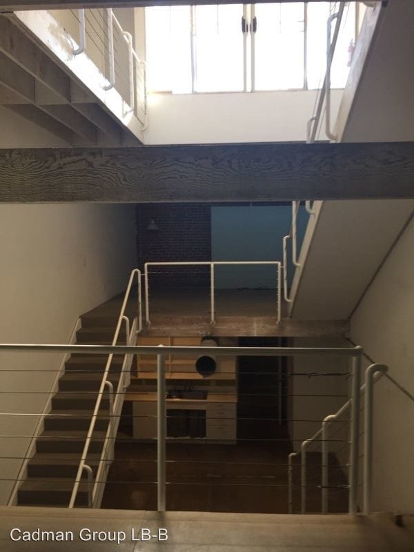 Building Photo - 946-950 Daisy Ave