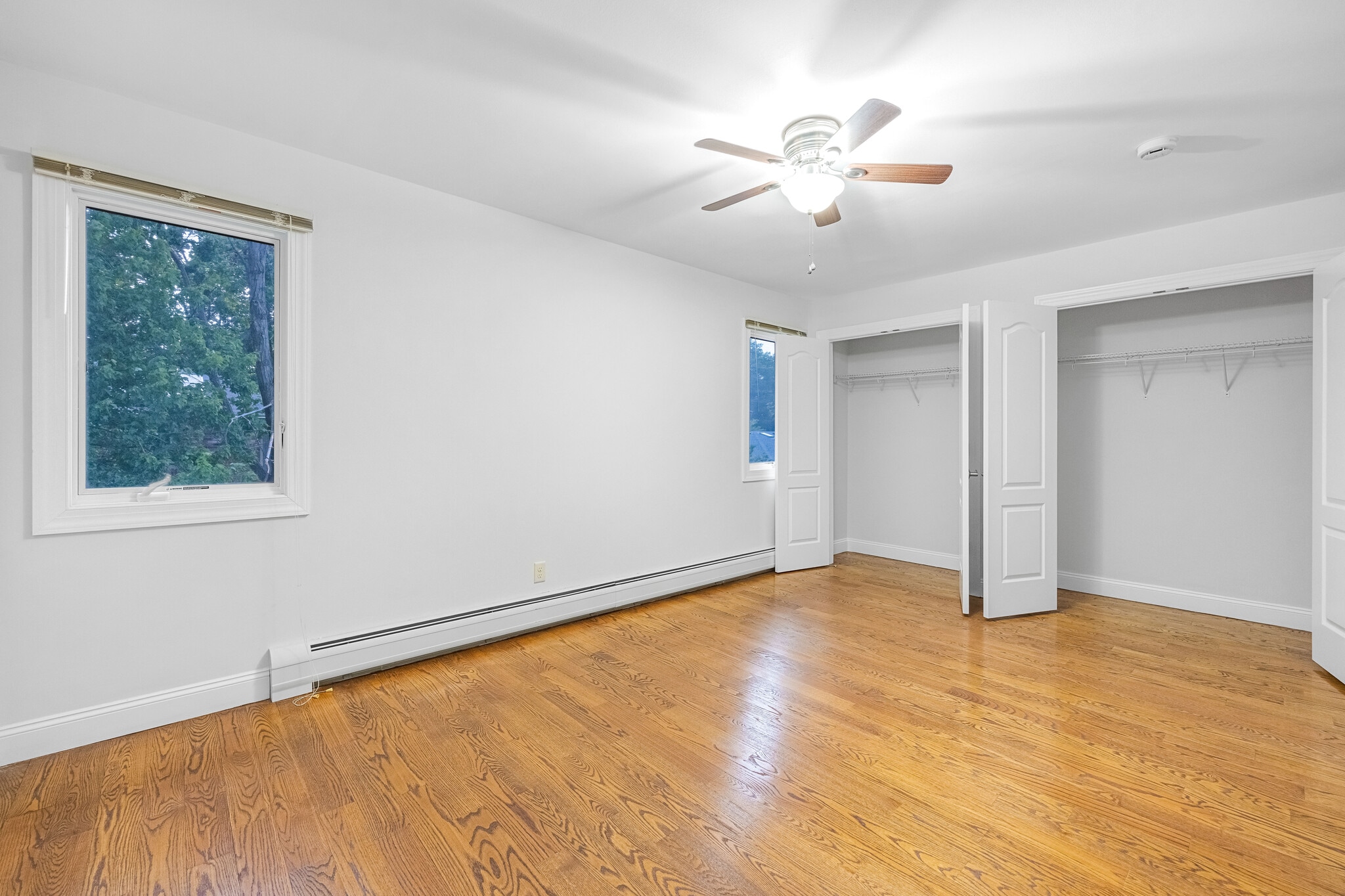 Building Photo - 258 4th St