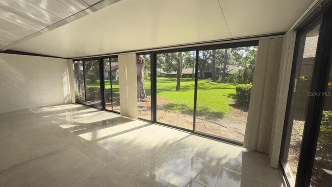 Building Photo - 4765 Oak Forest Dr W