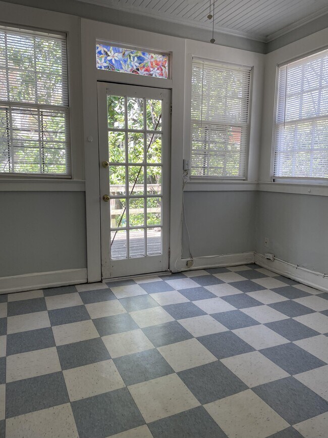 Building Photo - 744 Argonne Ave NE