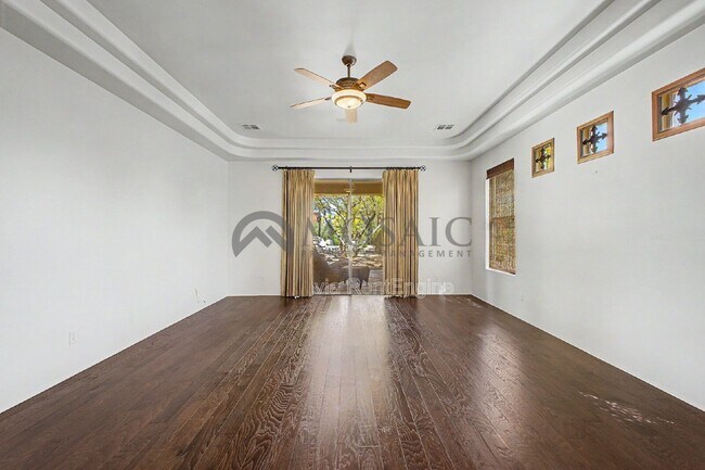 Building Photo - 14006 E Mark Ln