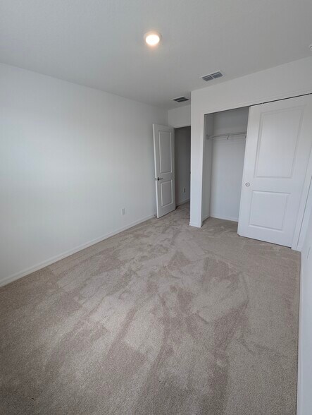 Building Photo - 2093 Hallier Cv