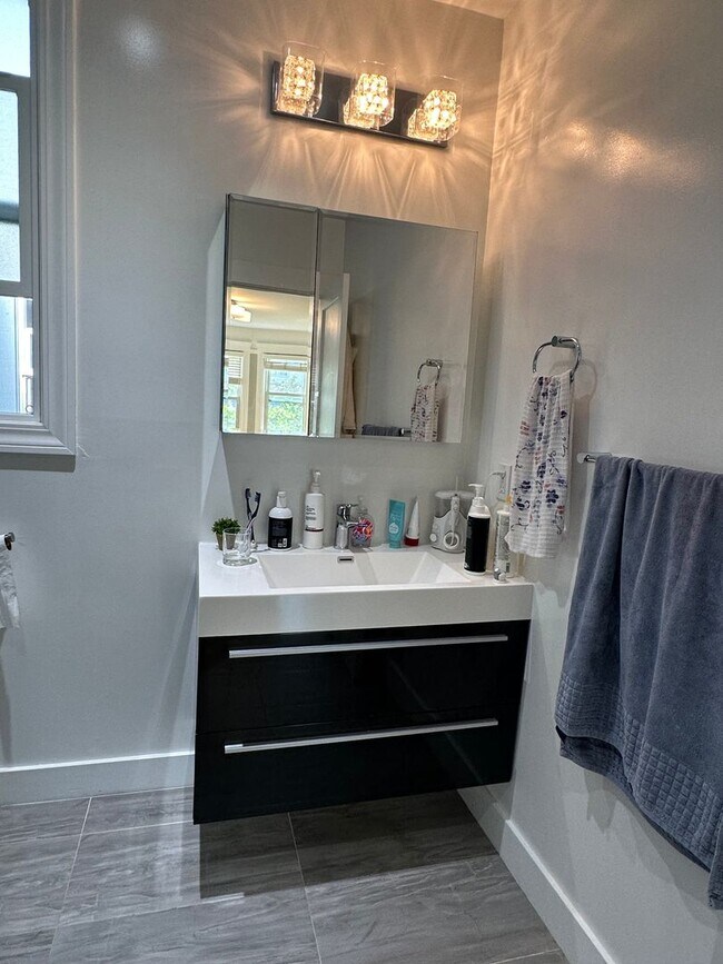 Building Photo - Charming Remodeled Home in Prime Excelsior...