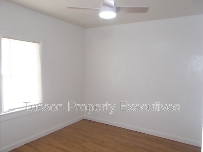 Building Photo - 3350 N Chapel Ave