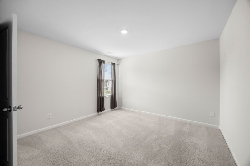Building Photo - 367 Matuskovic Dr