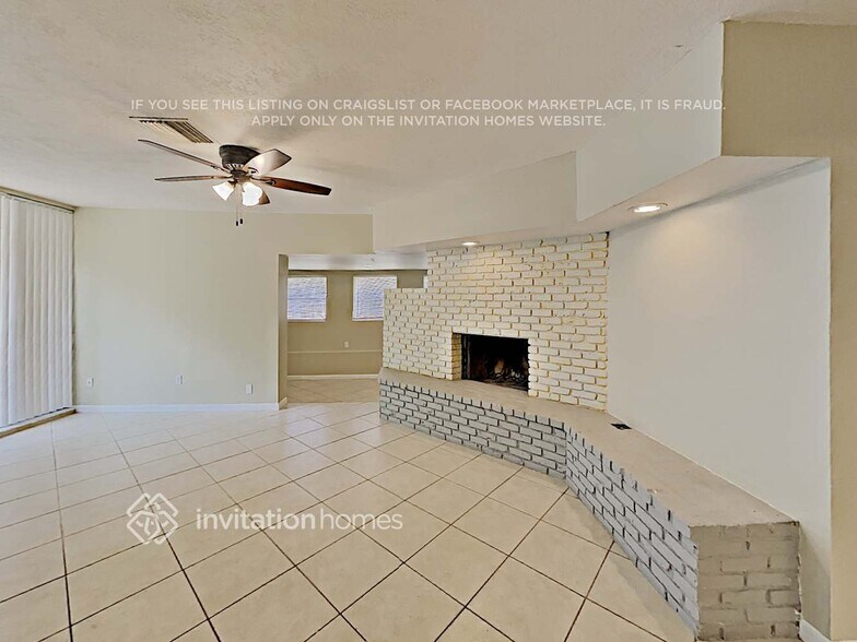 Building Photo - 1432 NE 27th Dr