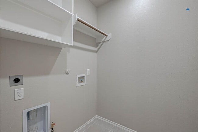 Building Photo - 8910 Oak Ivy Ln