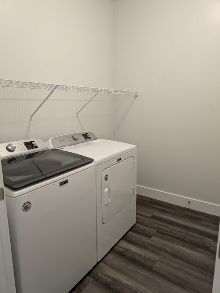 Building Photo - 701 N 380 W