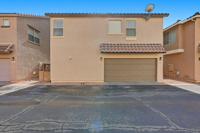 Building Photo - Higley Park Home