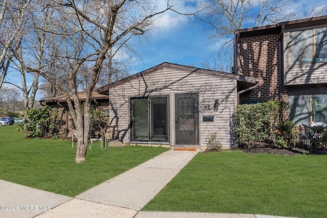 Building Photo - 42 Lexington Ct