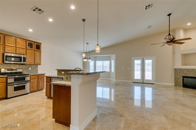 Building Photo - 2180 Dogwood Ranch Ave