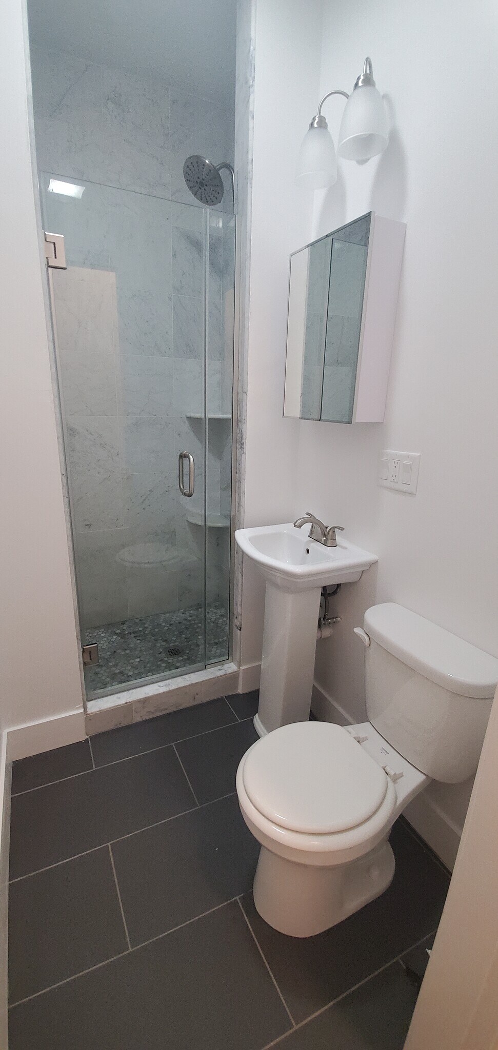 Building Photo - 80 West Cedar St