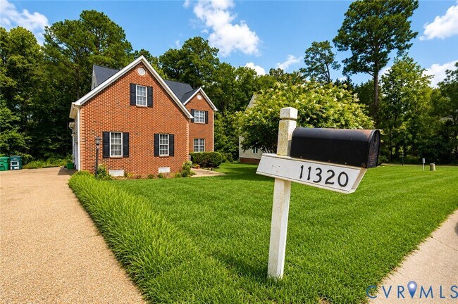 Building Photo - 11320 Sadler Oaks Dr