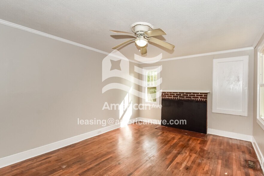 Building Photo - 302 Arbor Dr