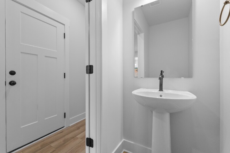 Building Photo - 142 Shager Pl