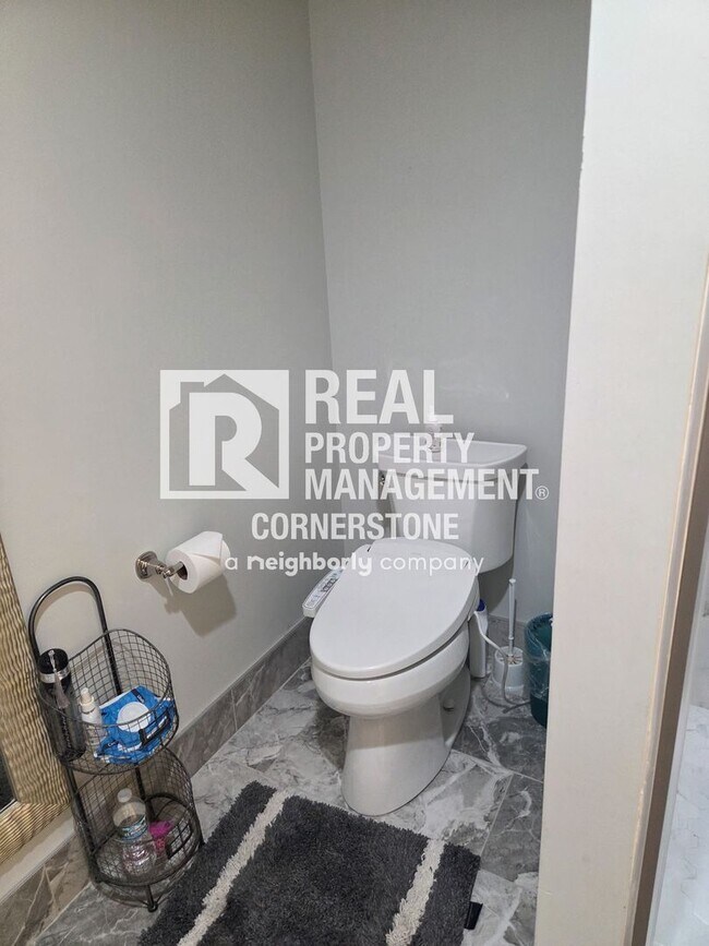 Building Photo - 125 S Kalamazoo Mall