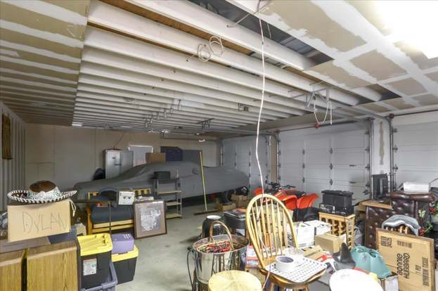 Building Photo - 225 Mortimer Ln