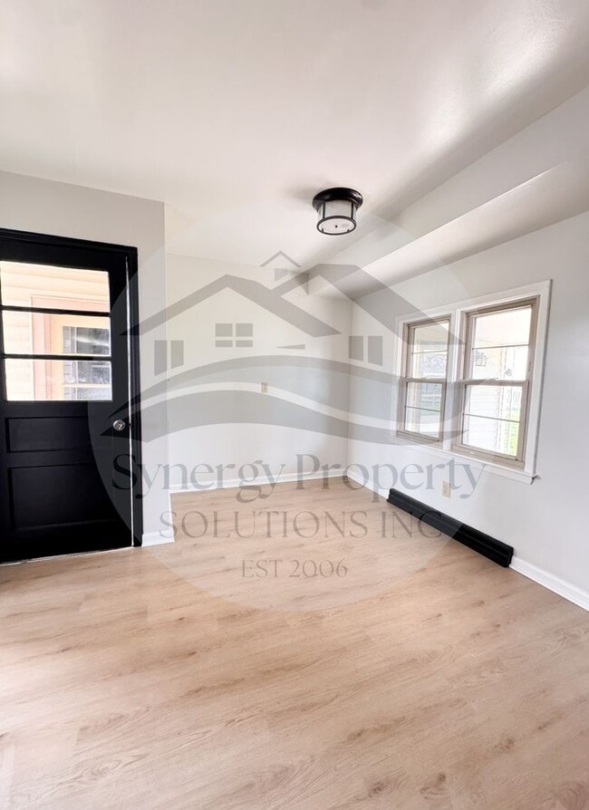 Building Photo - AVAILABLE 3/17/2026