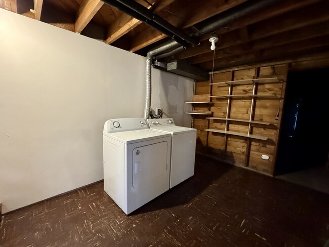 Building Photo - 1212 NW 67th St
