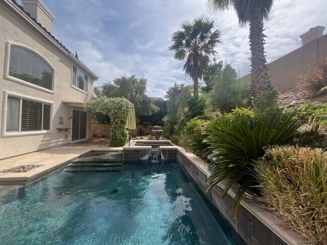 Building Photo - Discover this Gem w/sparkling pool & spa!