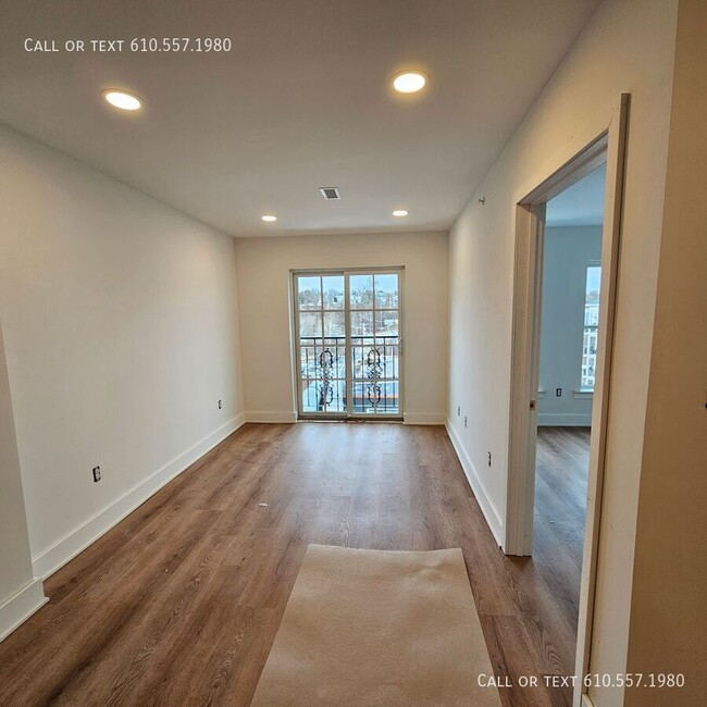 Building Photo - BRAND NEW - 1 Bedroom Apartment in the Hea...