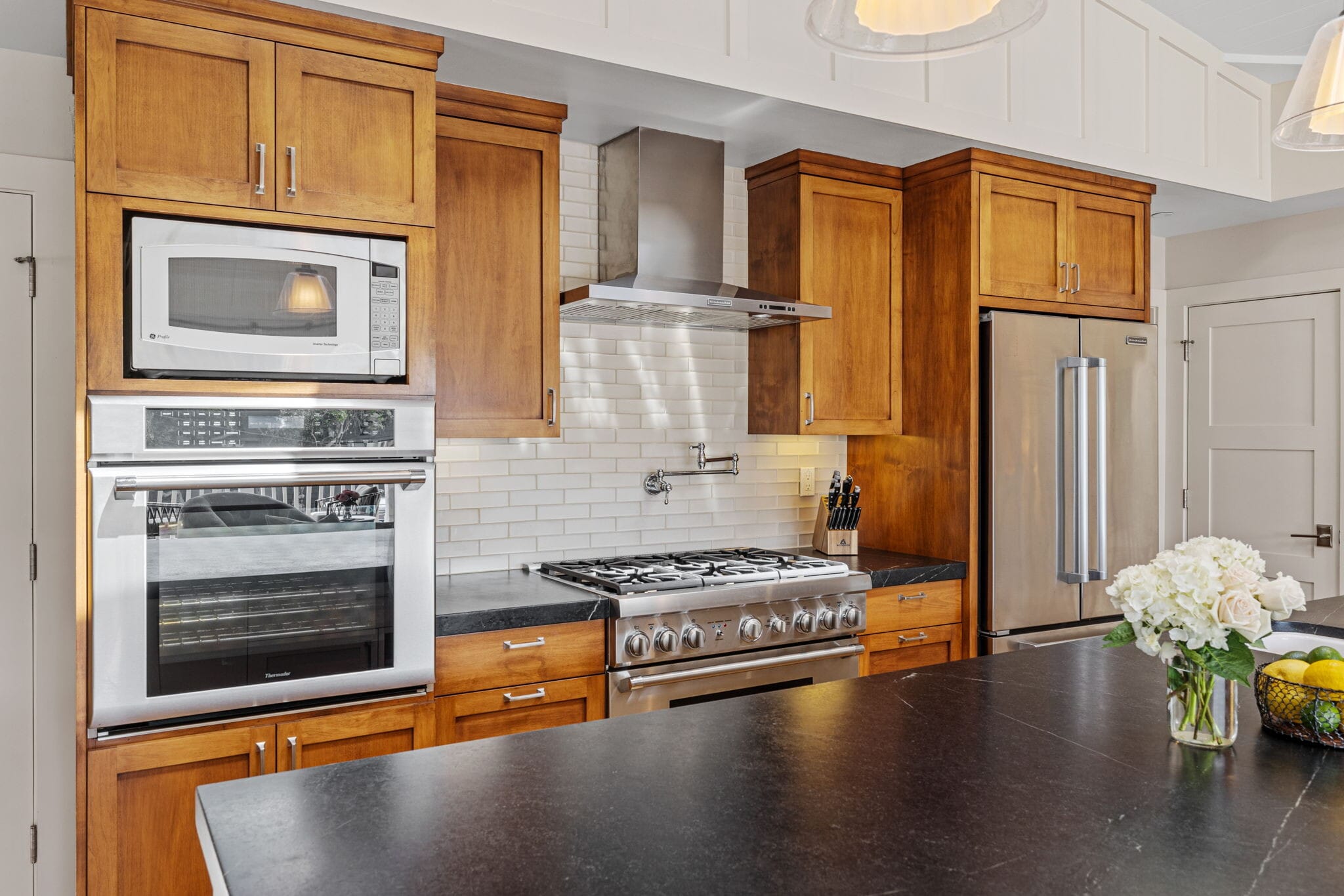 Building Photo - 521 24th Pl