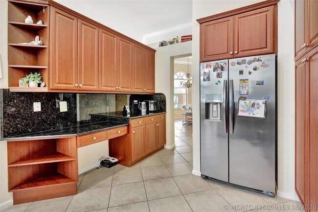 Building Photo - 4070 Sanderling Ln