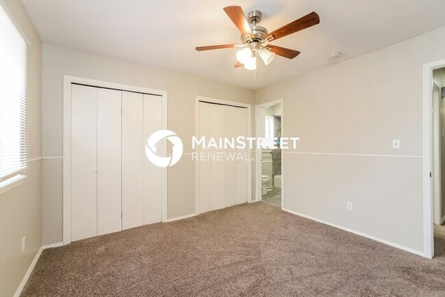 Building Photo - 3 Bedroom Pet-Friendly Home in OKLAHOMA CITY, OK with Main Street Renewal