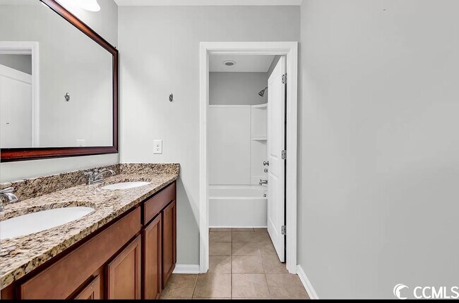 Building Photo - 4462 Marshwood Dr