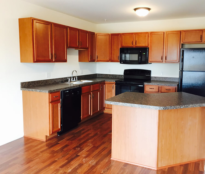 Townhouse Kitchen - Stonebrook at Northside Crossing