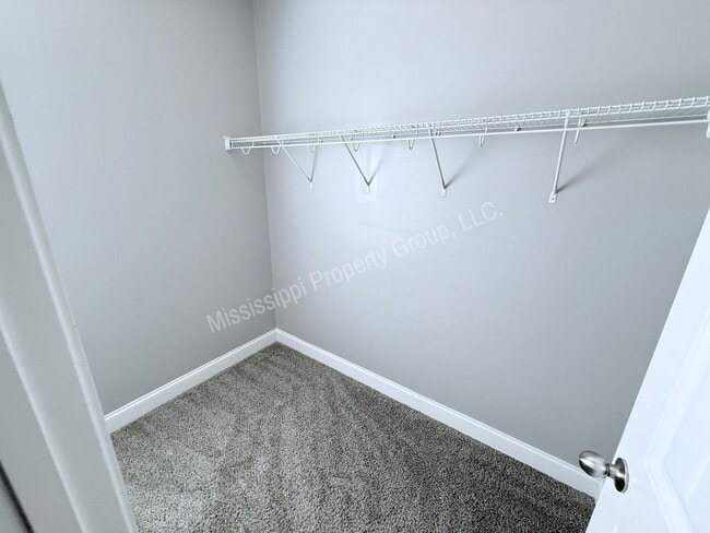 Building Photo - 4BD / 4.5BA FOR RENT