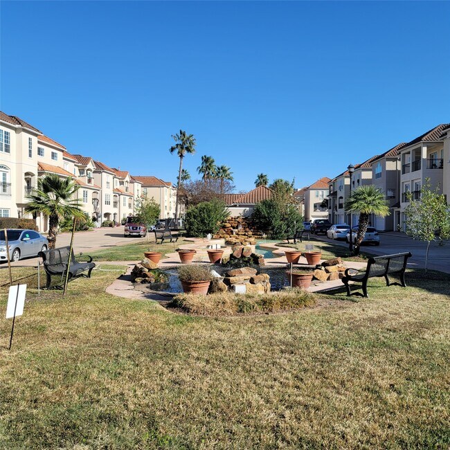 Building Photo - 7111 Harmony Cove
